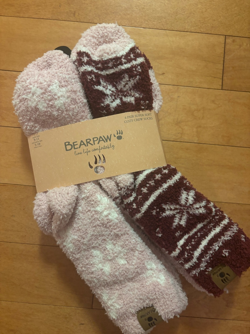 4 pack BearPaw Cozy Plush Crew Socks in Light Pink & Maroon Snowflake